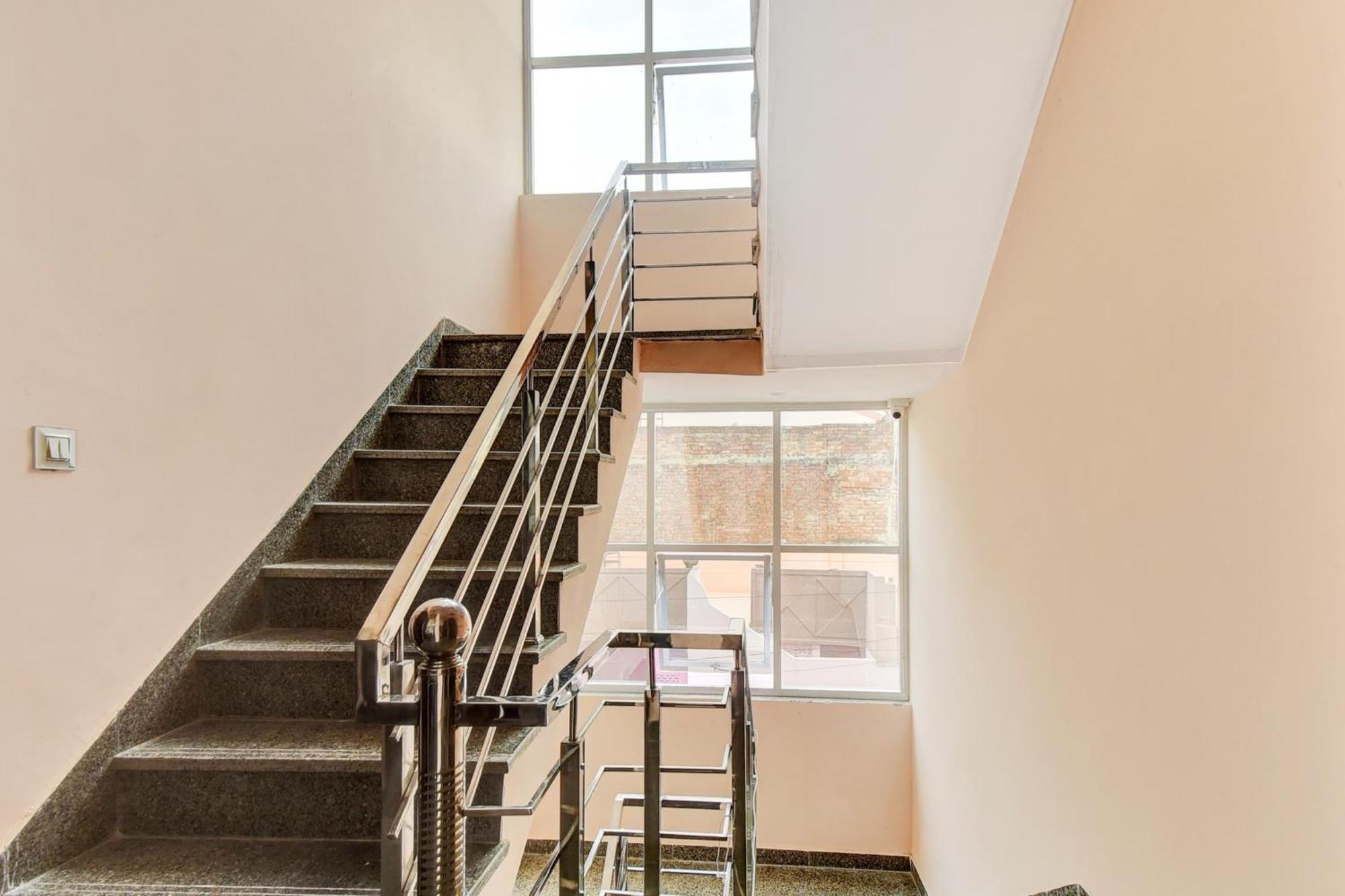 Hotel O Hrd Guest House & Homestay Dźajpur Zewnętrze zdjęcie